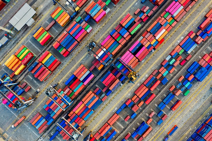 الموافقة على ضوابط التقديم المسبق لبيانات البضائع الواردة من المنافذ البحرية