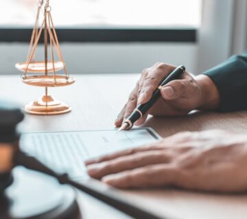 تعديل أنظمة التوثيق والتحكيم والمحاماة