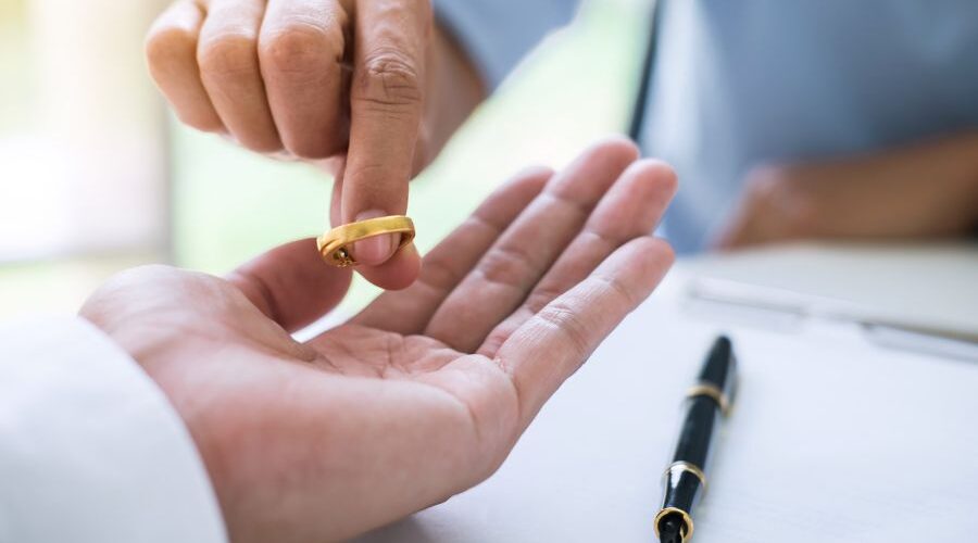 محامي قضايا طلاق للضرر