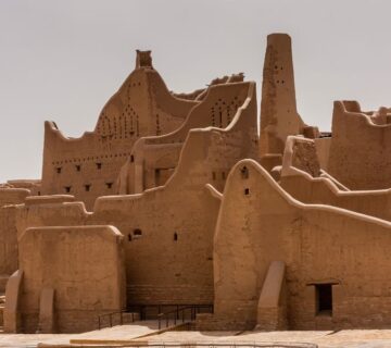 السياحة من أكبر القطاعات في توفير الوظائف في المملكة العربية السعودية