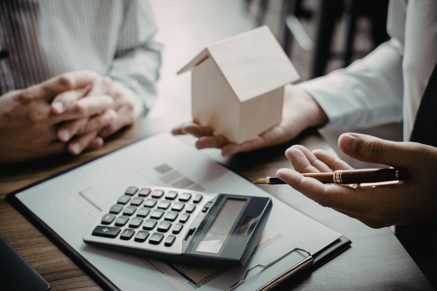 محامي متخصص في التمويل العقاري في السعودية